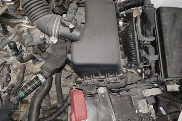 Used Toyota Levin 2017 Revised Version 185T CVT Elite Edition China VI Standard Engine Bay Left