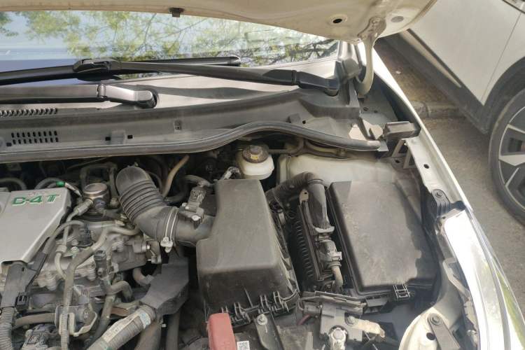 Used Toyota Levin 2017 Revised 185T CVT Elite Edition China V Standard Engine Bay Left