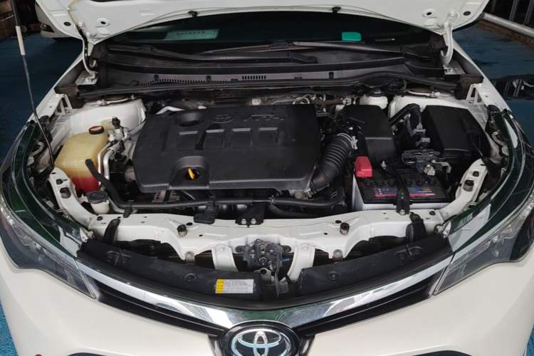 Used Toyota Levin 2017 Revised Version 1.8 GS-L CVT Leading Edition China V Standard Engine Bay