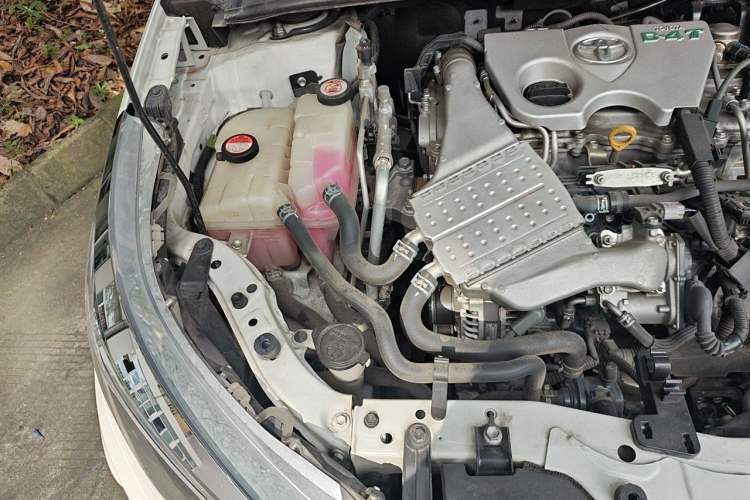 Used Toyota Levin 2017 Revised 185T CVT Elite Edition China V Standard Engine Bay Right