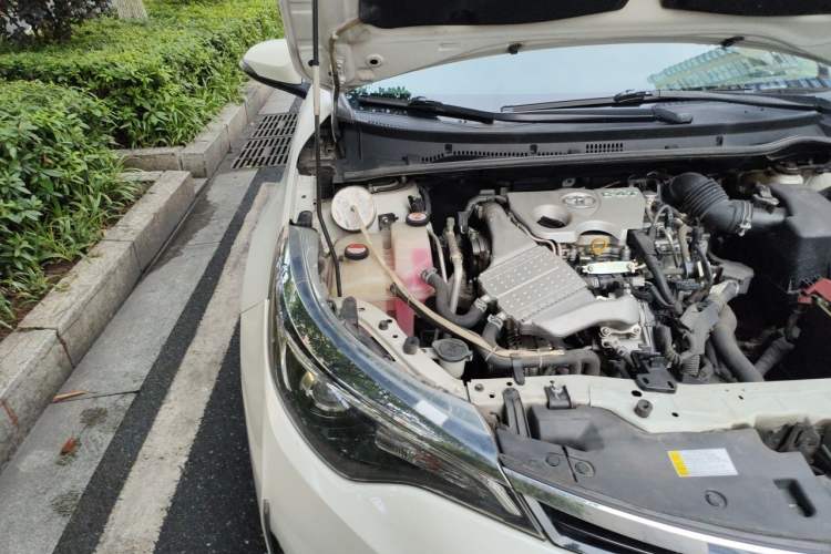 Used Toyota Levin 2017 Revised 185T CVT Elite Edition China V Standard Engine Bay Right