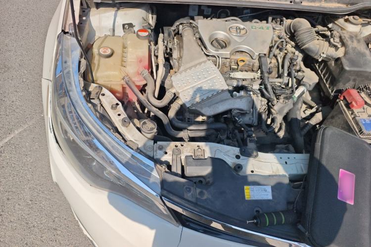 Used Toyota Levin 2017 Revised Version 185T CVT New Sharp Edition China VI Standard Engine Bay Right