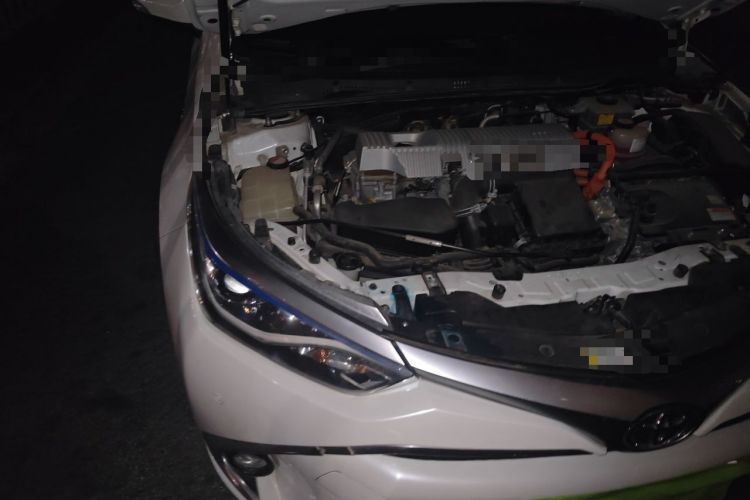 Used Toyota Levin 2017 Revised Dual-Engine 1.8H GS E-CVT Elite Sunroof Version China V Standard Engine Bay Right