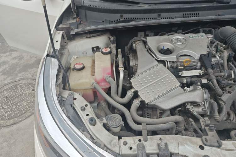 Used Toyota Levin 2017 Revised 185T CVT Leading Edition China V Standard Engine Bay Right