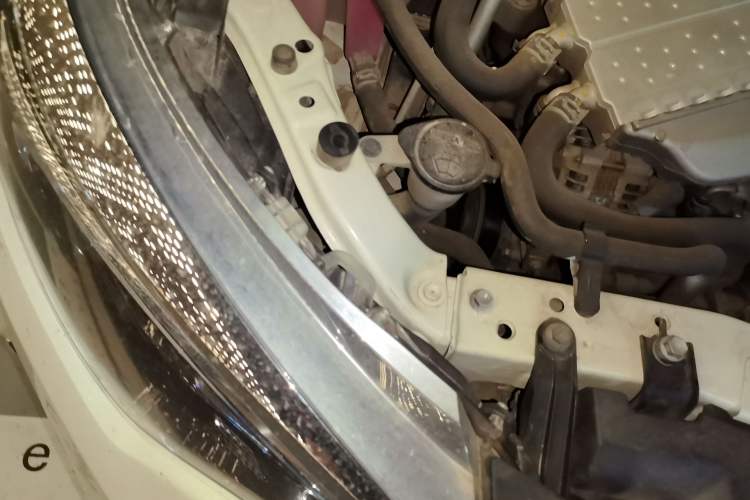 Used Toyota Levin 2017 Revised 185T CVT Elite Edition China V Standard Engine Bay Right