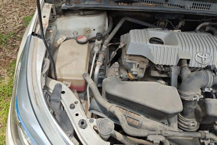 Used Toyota Levin 2017 Revised Dual-Engine 1.8H GS E-CVT Elite Sunroof Version China V Standard Engine Bay Right