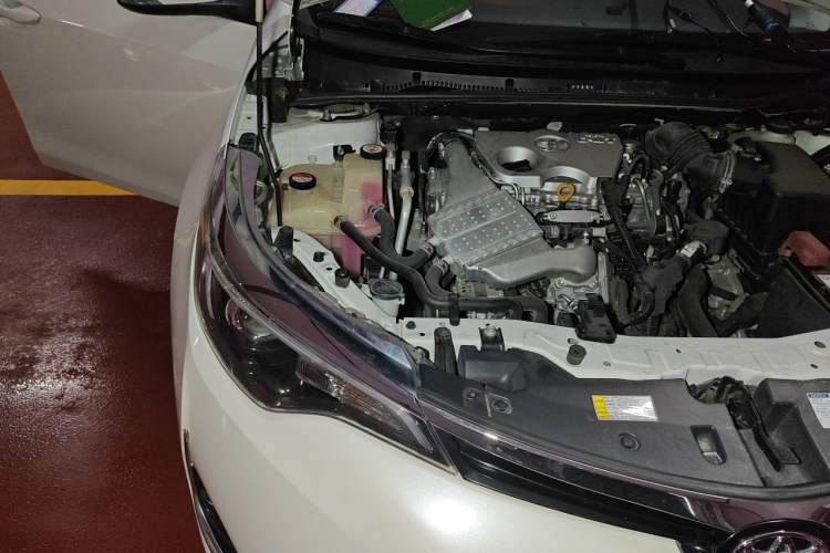 Used Toyota Levin 2017 Revised 185T CVT Elite Edition China V Standard Engine Bay Right