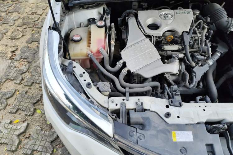 Used Toyota Levin 2017 Revised 185T CVT Elite Edition China V Standard Engine Bay Right