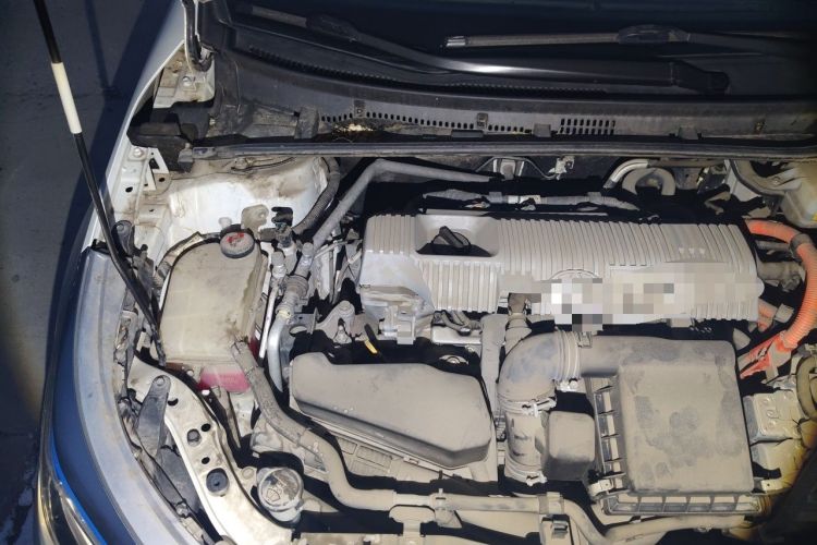 Used Toyota Levin 2017 Revised Dual-Engine 1.8H GS E-CVT Elite Sunroof Version China V Standard Engine Bay Right