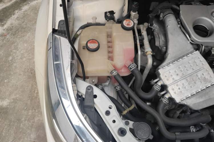 Used Toyota Levin 2017 Revised 185T CVT Elite Edition China V Standard Engine Bay Right