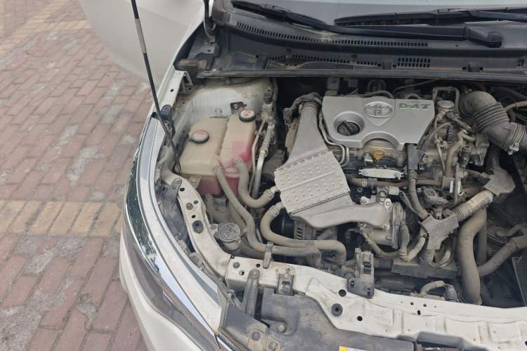 Used Toyota Levin 2017 Revised Version 185T CVT Elite Edition China VI Standard Engine Bay Right
