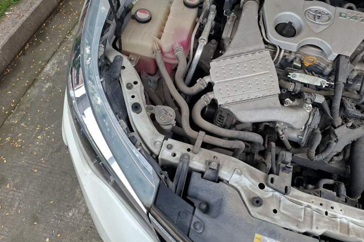 Used Toyota Levin 2017 Revised 185T CVT Elite Edition China V Standard Engine Bay Right