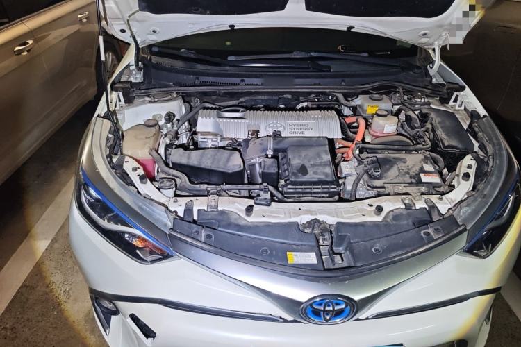 Used Toyota Levin 2017 Revised Dual-Engine 1.8H GS E-CVT Elite Sunroof Version China V Standard Engine Bay Right