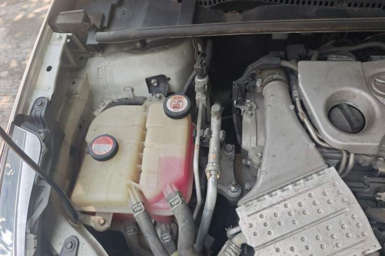 Used Toyota Levin 2017 Revised 185T CVT Elite Edition China V Standard Engine Bay Right
