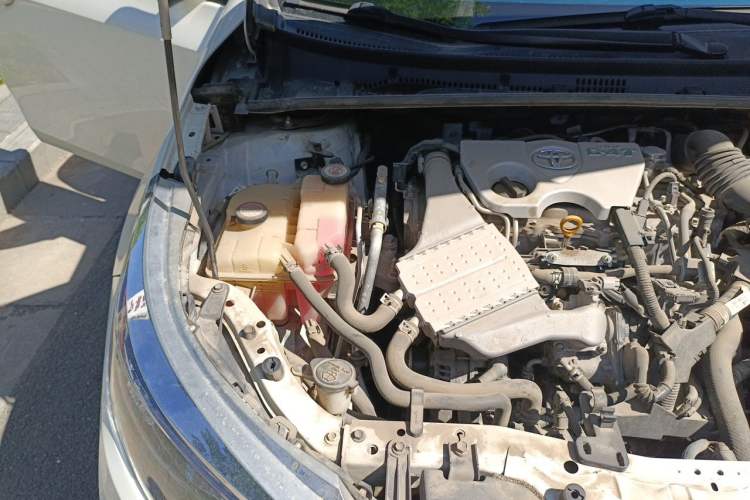 Used Toyota Levin 2017 Revised 185T CVT Leading Edition China V Standard Engine Bay Right