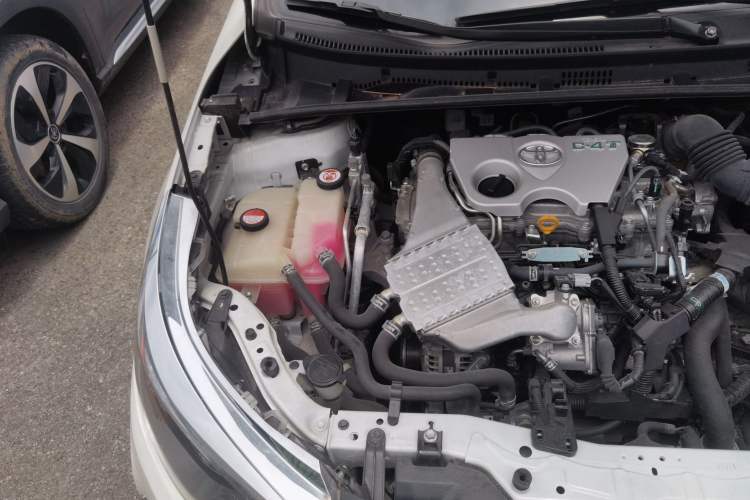 Used Toyota Levin 2017 Revised 185T CVT Leading Edition China V Standard Engine Bay Right