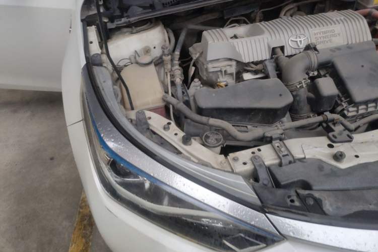 Used Toyota Levin 2017 Revised Dual-Engine 1.8H GS E-CVT Elite Sunroof Version China V Standard Engine Bay Right