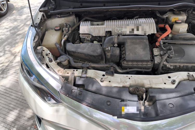 Used Toyota Levin 2017 Revised Dual-Engine 1.8H GS E-CVT Elite Sunroof Version China V Standard Engine Bay Right