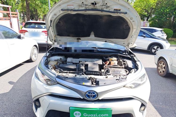 Used Toyota Levin 2017 Revised Dual-Engine 1.8H GS E-CVT Elite Sunroof Version China V Standard Engine Bay
