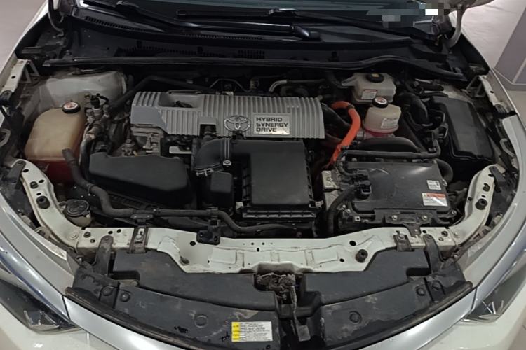 Used Toyota Levin 2017 Revised Dual-Engine 1.8H GS E-CVT Elite Sunroof Version China V Standard Engine Bay