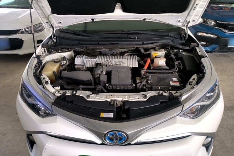 Used Toyota Levin 2017 Revised Dual-Engine 1.8H GS E-CVT Elite Sunroof Version China V Standard Engine Bay