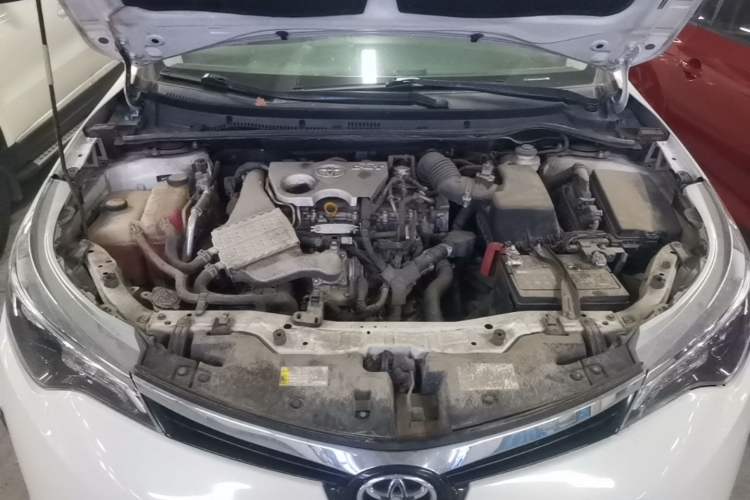 Used Toyota Levin 2017 Revised Version 185T CVT Elite Edition China VI Standard Engine Bay