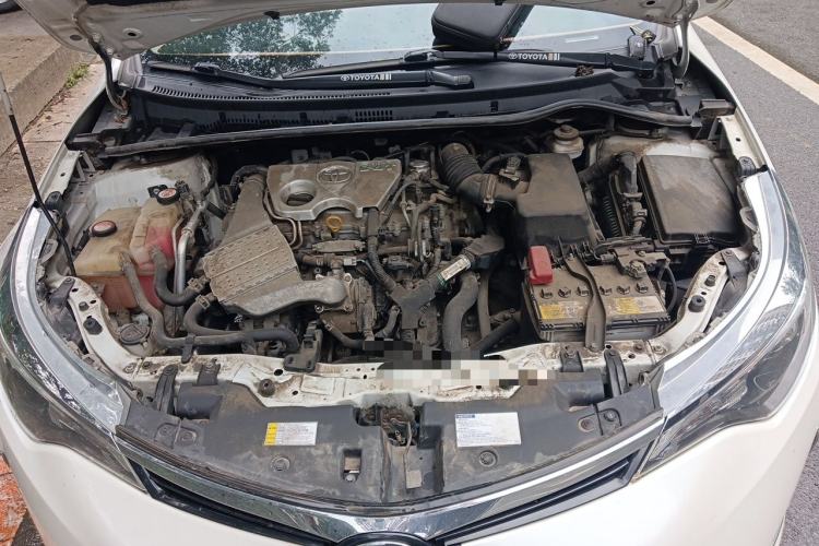 Used Toyota Levin 2017 Revised Version 185T CVT New Sharp Edition China V Standard Engine Bay