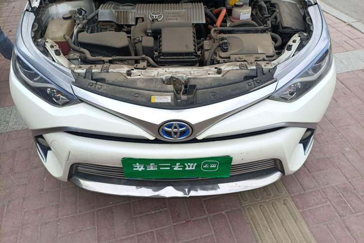 Used Toyota Levin 2017 Revised Dual-Engine 1.8H GS E-CVT Elite Sunroof Version China V Standard Engine Bay