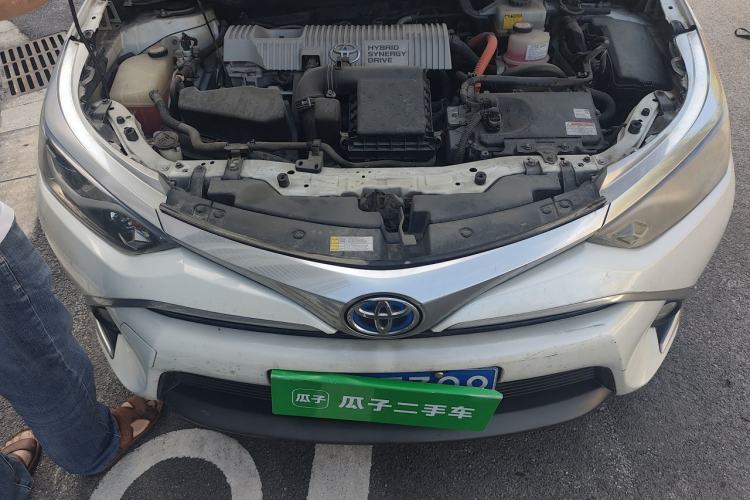 Used Toyota Levin 2017 Revised Dual-Engine 1.8H GS E-CVT Elite Sunroof Version China V Standard Engine Bay