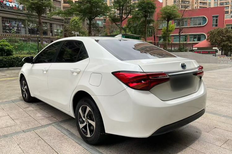 Used Toyota Levin 2017 Revised Dual-Engine 1.8H GS E-CVT Elite Sunroof Version China V Standard Exterior 1