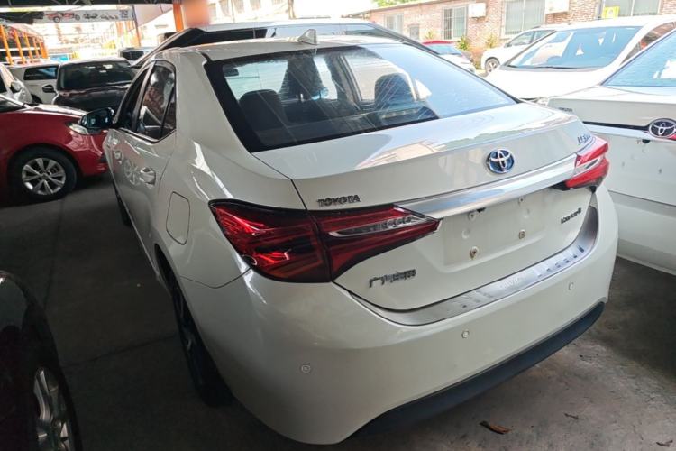 Used Toyota Levin 2017 Revised Dual-Engine 1.8H GS E-CVT Elite Sunroof Version China V Standard Exterior 2