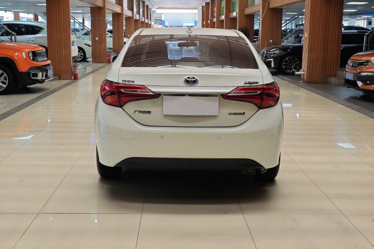 Used Toyota Levin 2017 Revised Dual-Engine 1.8H GS E-CVT Elite Sunroof Version China V Standard Exterior 3