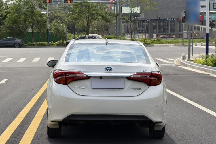 Used Toyota Levin 2017 Revised Dual-Engine 1.8H GS E-CVT Elite Sunroof Version China V Standard Exterior 3