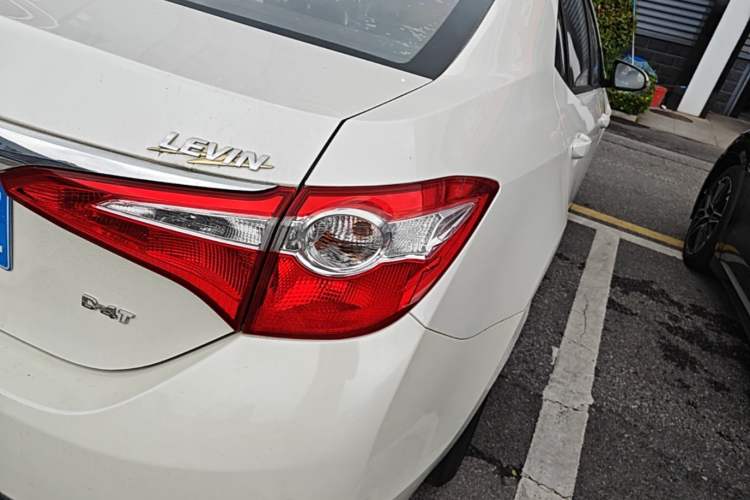 Used Toyota Levin 2017 1.2T G CVT Elite Edition Exterior 3