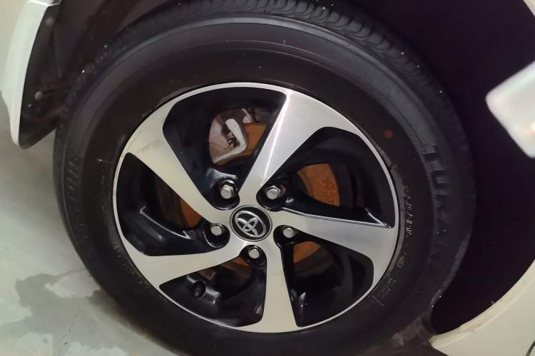 Used Toyota Levin 2017 Revised Version 185T CVT Elite Edition China VI Standard Exterior 3