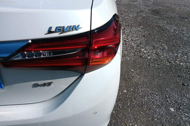 Used Toyota Levin 2017 Revised 185T CVT Elite Edition China V Standard Exterior 3