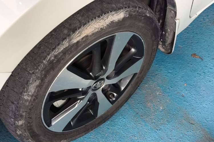 Used Toyota Levin 2017 Revised Dual-Engine 1.8H V E-CVT Luxury Edition China V Standard Exterior 4