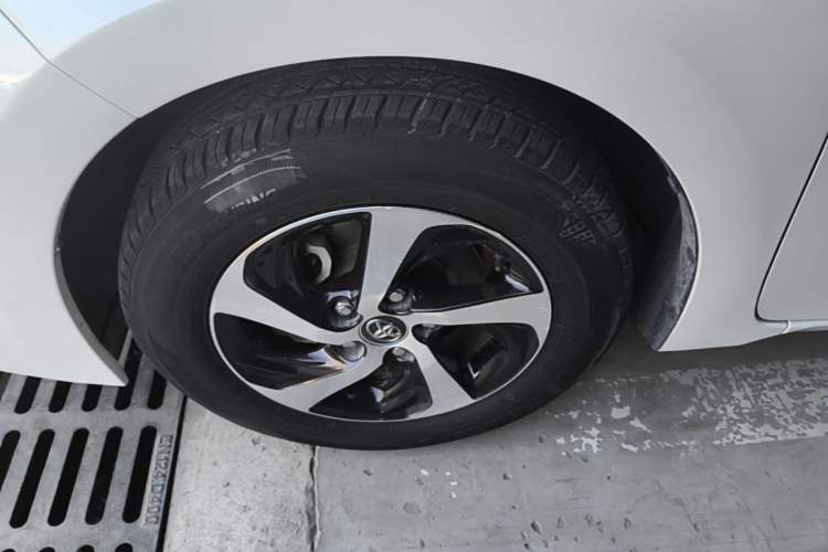 Used Toyota Levin 2017 Revised 185T CVT Elite Edition China V Standard Exterior 4