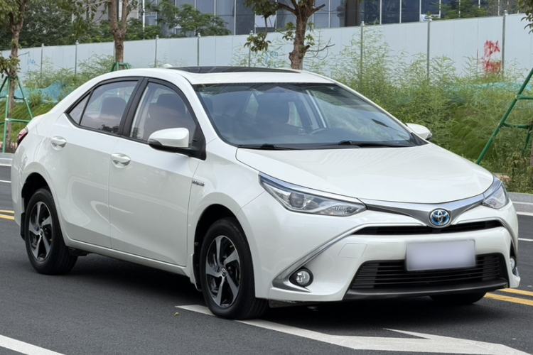 Used Toyota Levin 2017 Revised Dual-Engine 1.8H GS E-CVT Elite Sunroof Version China V Standard Exterior 5