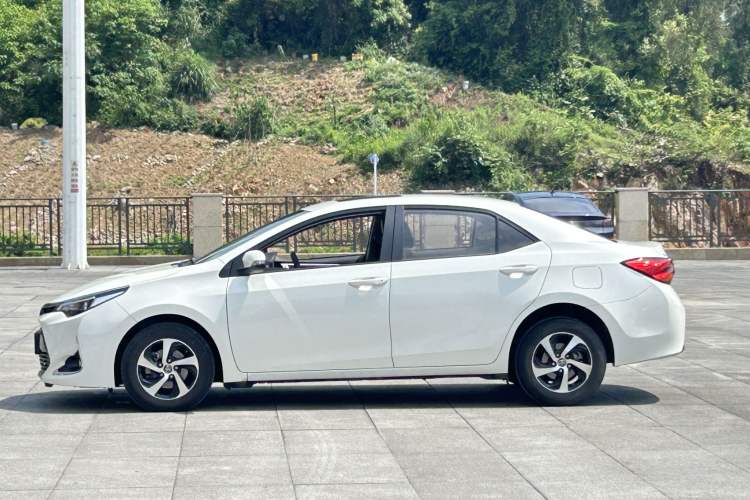 Used Toyota Levin 2017 Revised 185T CVT Elite Edition China V Standard Exterior 6