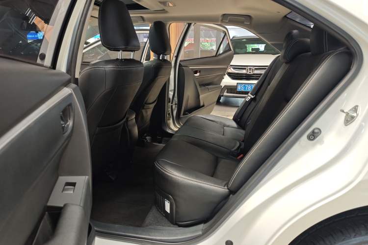 Used Toyota Levin 2017 Revised Dual-Engine 1.8H GS E-CVT Elite Sunroof Version China V Standard Exterior 7