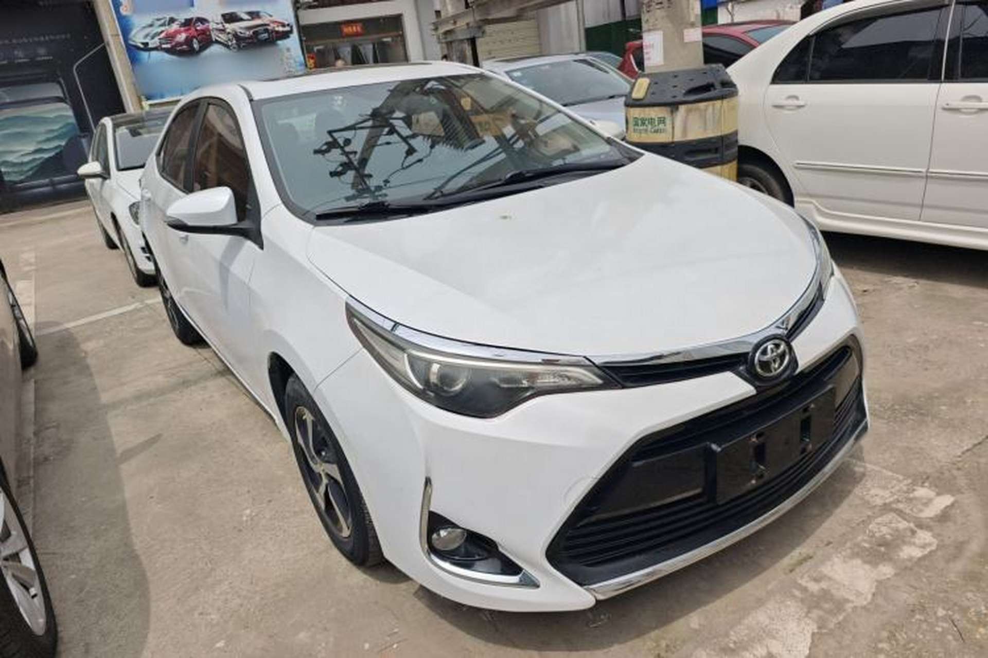 Used Toyota Levin 2017 Revised 185T CVT Elite Edition China V Standard Front Right 45 Deg