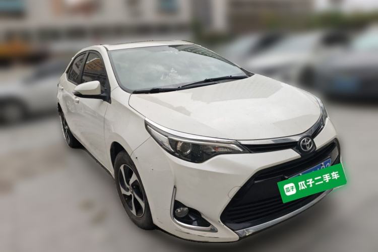 Used Toyota Levin 2017 Revised 185T CVT Elite Edition China V Standard Front Right 45 Deg