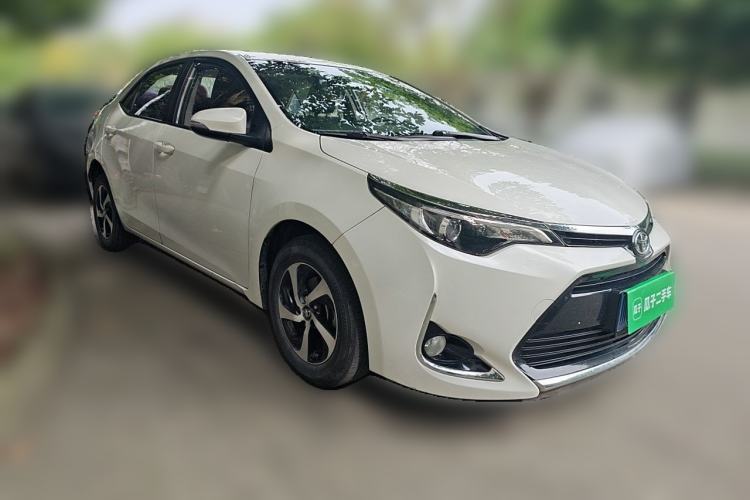 Used Toyota Levin 2017 Revised 185T CVT Elite Edition China V Standard Front Right 45 Deg
