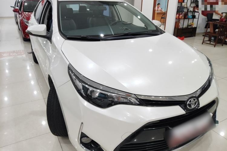 Used Toyota Levin 2017 Revised 185T CVT Elite Edition China V Standard Front Right 45 Deg