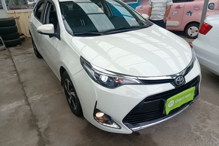 Used Toyota Levin 2017 Revised 185T CVT Elite Edition China V Standard Front Right 45 Deg