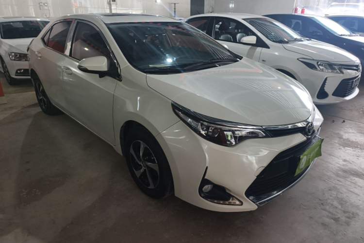 Used Toyota Levin 2017 Revised 185T CVT Elite Edition China V Standard Front Right 45 Deg