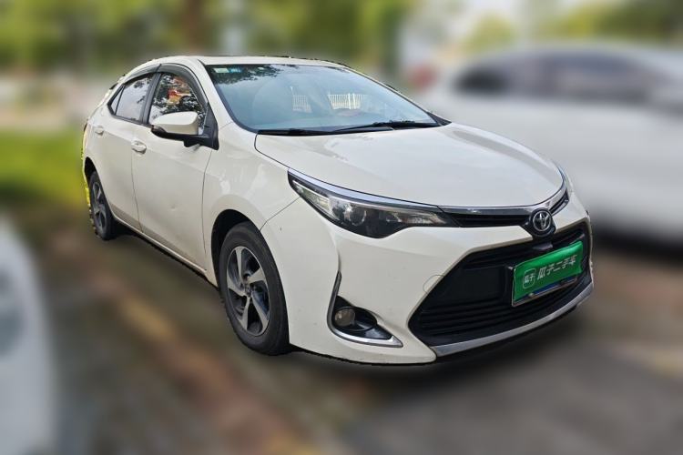 Used Toyota Levin 2017 Revised 185T CVT Elite Edition China V Standard Front Right 45 Deg