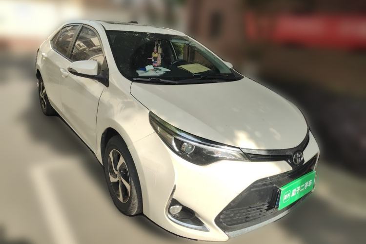 Used Toyota Levin 2017 Revised Version 185T CVT Elite Edition China VI Standard Front Right 45 Deg