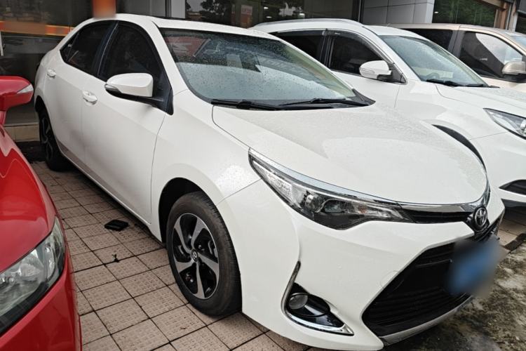 Used Toyota Levin 2017 Revised 185T CVT Elite Edition China V Standard Front Right 45 Deg